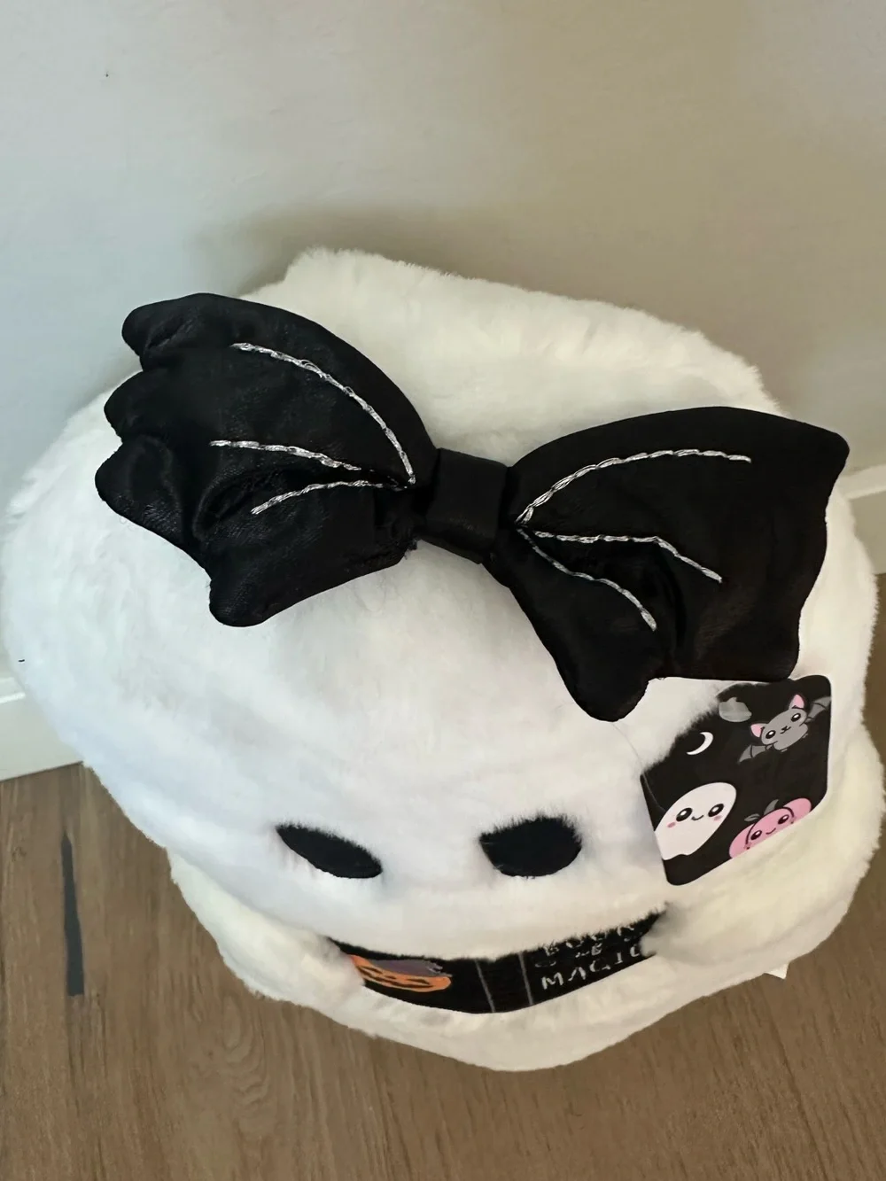 Halloween ghost arms